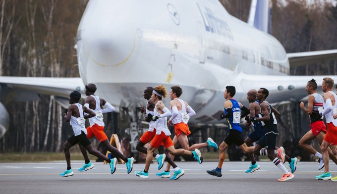 Gewinner des NN Mission Marathon waren Eliud Kipchoge und Katharina Steinruck.