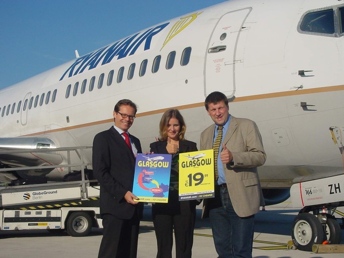 Der erste Ryanair-Flug von Weeze nach Glasgow.