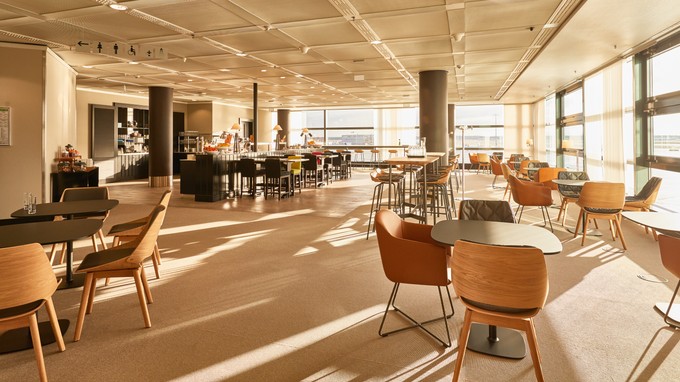 Daher weicht das Design noch etwas von den anderen Lounges der Airline ab.
