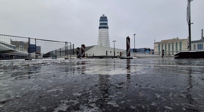 Flughafen Wien: Aktuell steht alles wegen Glatteis still.