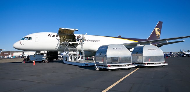 Platz 3: UPS. 11,0 Millionen Tonnen Fracht. Der Frachtanbieter zählt 237 Flieger zu seiner Flotte, darunter Airbus A300, Boeing 757, Boeing 747-400F, 767-300F und rund 40 MD-11.