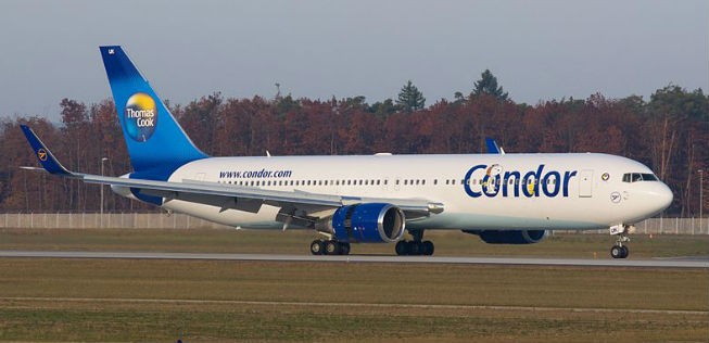 D-ABUK: Der Flieger musste mehrfach wegen Problemen landen.