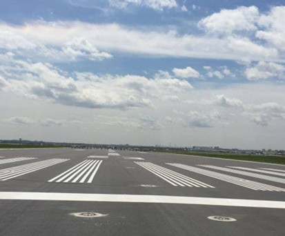 Markierungen am Pearson Airport: Eigentlich eindeutig.