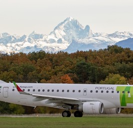 Flugzeug von Tap: Klamme Airline, hohe Abfindungen.