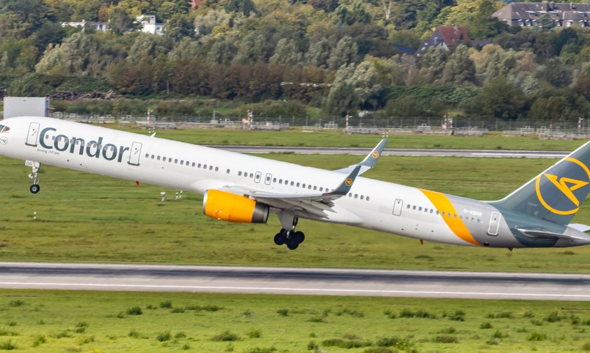 Die D-ABOG von Condor: 25 Jahre alte Boeing 757-300.