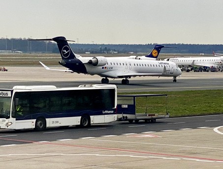 d acne bo,bardier crj 900 lufthansa cityline fra