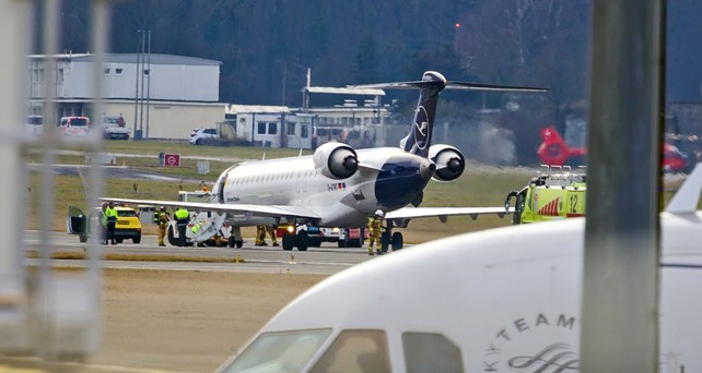 d acnd bombardier crj 900 lufthansa cityline  genf