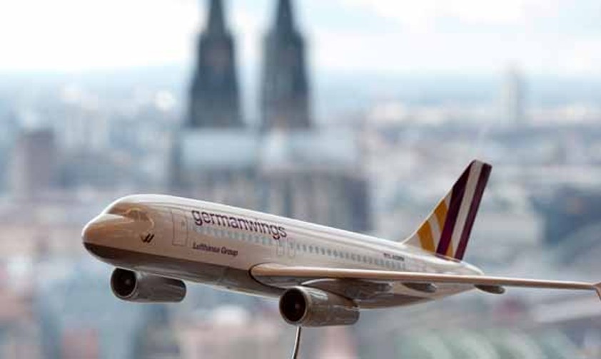 Er wird optisch an den der anderen Billigtochter Germanwings angeglichen.