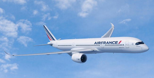 Airbus A350 in den Farben von Air France: Die Airline bekommt mehr Flieger des Typs.