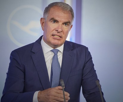 Lufthansa-Chef Carsten Spohr bei der außerordentlichen Hauptversammlung im Juni 2020: Ein Wendepunkt.