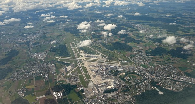 Flughafen Zürich: Aktuell sind weniger Anflüge möglich.