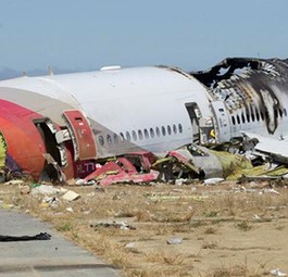 Wrack des Asiana-Fliegers, der in San Francisco verunglückte: Bei der Landung höhere Chancen.