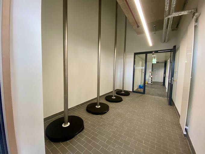 Um in 120 Sekunden zum Einsatzort zu gelangen sind Rutschstangen nötig.