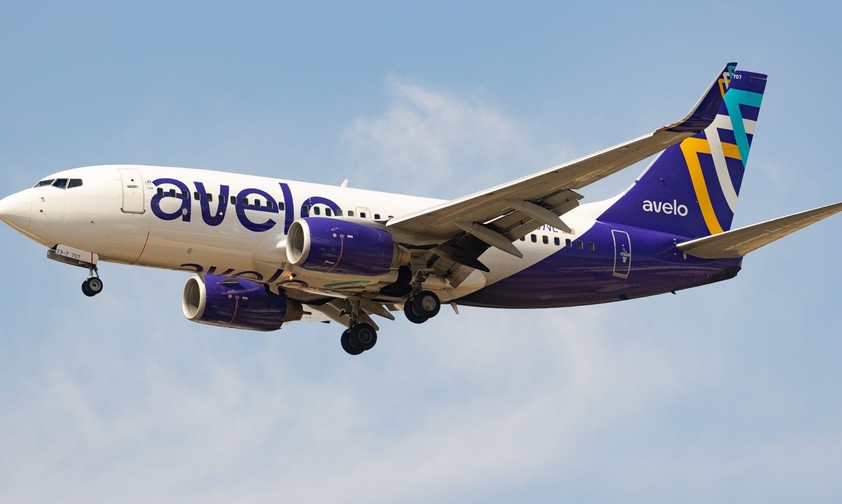 Avelo Airlines Boeing 737-700