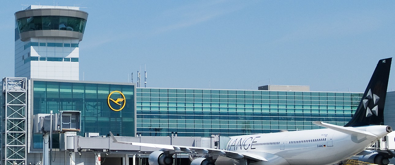 Ein Bild vom Flughafen Frankfurt 2008: Die Star Alliance ist schon lange da.