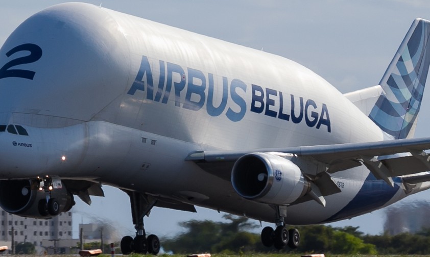 Airbus Beluga ST in Brasilien: Der riesige Frachter ...