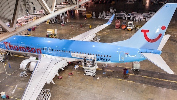 Der zu Tui gehörende Ferienflieger Thomson Airways gibt sich ebenfalls einen neuen Anstrich.