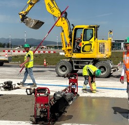 Es wird gearbeitet am FLughafen Basel/Mulhouse. 
