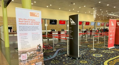 Alice Springs Airport Check-In: Der Airport hat ein akutes Schlangenproblem.