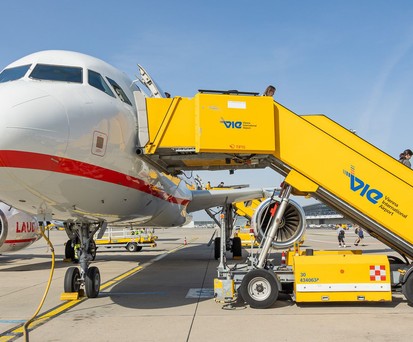 Airbus A320 von Lauda am Flughafen Wien: Der Flughafen testet mit Ryanair zusammen den 25-Minuten-Turnaround.