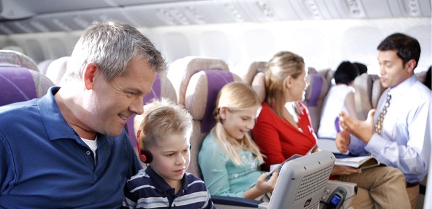 Economy Class einer Boeing 777 von Emirates: Bald ein Sitz mehr?