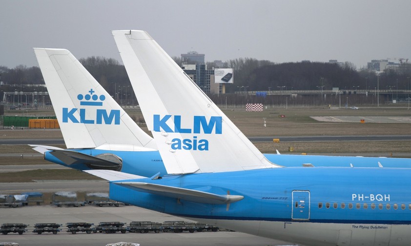 Boeing 777 von KLM: Einmal mit und ein Mal ohne Krone: Das ändert sich jetzt.