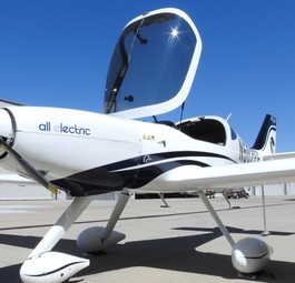 Prototyp der EFlyer 2: Dass Flugzeug soll 2026 von der FAA zertifiziert werden.