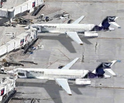 Zwei Boeing 717 von Lufthansa: Die Maschinen erscheinen in Google Maps am Flughafen Detroit.
