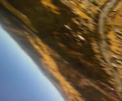 Eine Momentaufnahme des Sturzes.