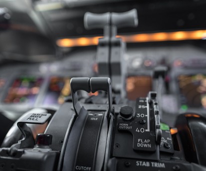 Cockpit einer Boeing 737: Piloten werden genauer überprüft.
