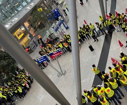 Verdi-Streik am Flughafen Düsseldorf im Februar: Auch am 10. März wieder.