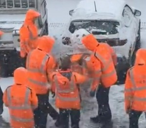 amsterdam schiphol schneemann