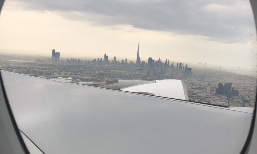 Start vom Dubai International Airport (hier zu in einem Airbus A380 von Emirates): Der israelische Geheimdienst hat ein Problem mit dem Flughafen.