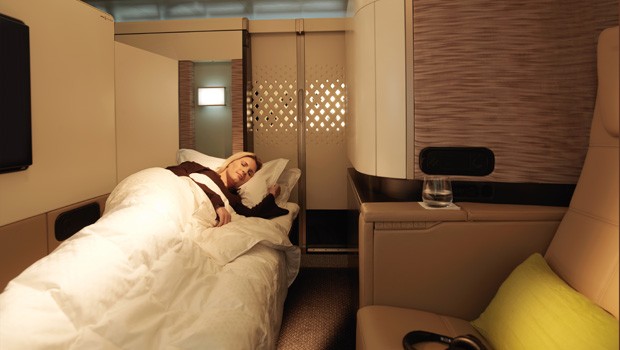 ... und ein großes Vollflach-Bett.