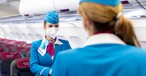 Flugbegleiterinnen von Eurowings: Schweizer Flieger kommen im Wet-Lease hinzu.