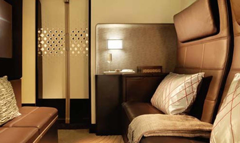 Wohnzimmer der Residence: So teuer wie ein Flug mit dem Privatjet.