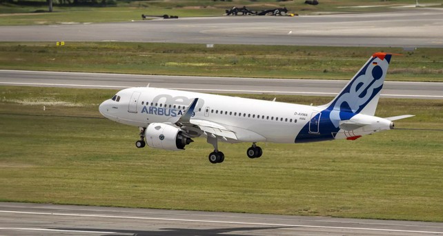 Airbus A319 Neo landet: Airbus bietet hat das Flugzeug aus der Verkaufspalette gestrichen.