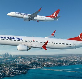 Boeing 737 Max 8 im Hintergrund, Max 10 im Vordergrund: In der Bestellung ist es anders herum.