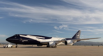boeing 747 8 lufthansa jubilaeum 01