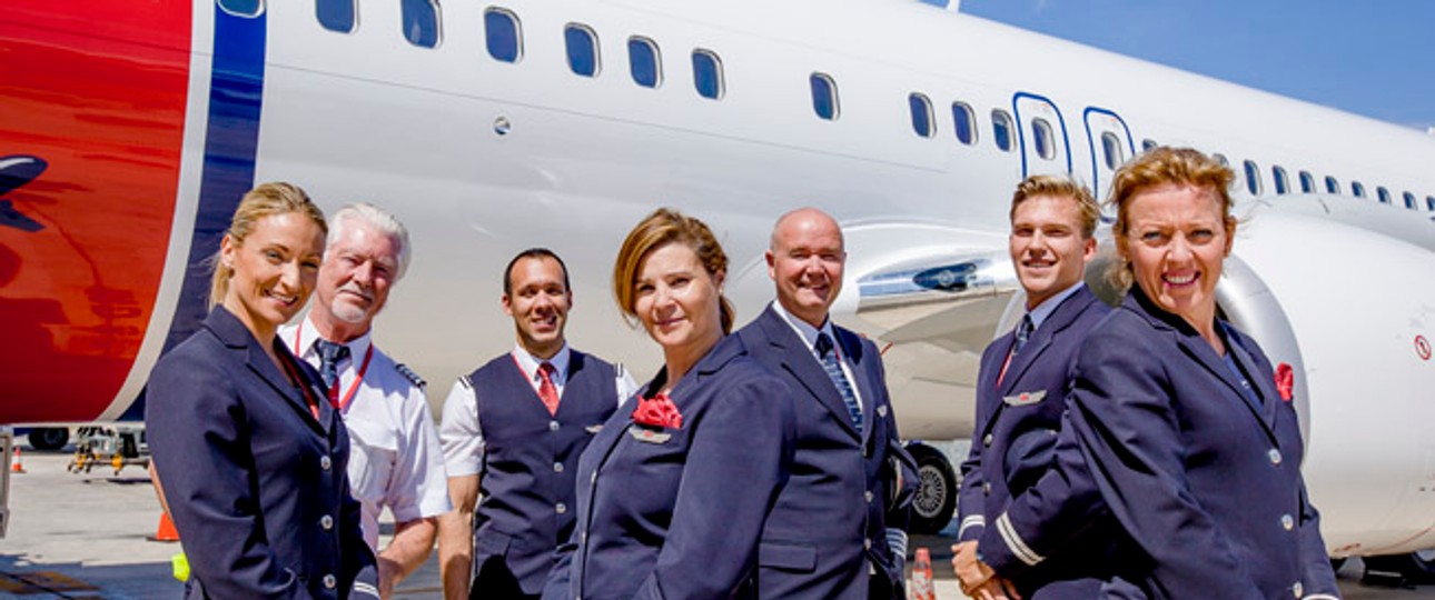 Crew von Norwegian: Bald auch häufig in Düsseldorf zu sehen.