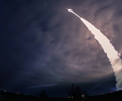 Trägerrakete nach dem Start: Trümmer werden zum Problem für die Luftfahrt.