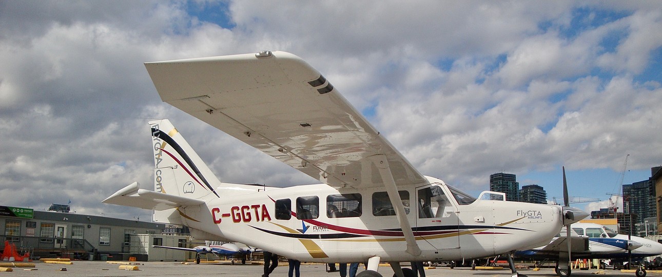 Gippsaero GA8 Airvan von Fly GTA: Die Airline bietet auch Charterdienste und Rundflüge an.