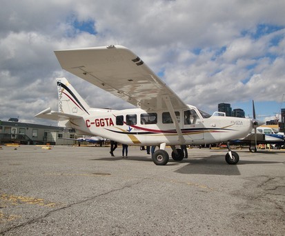 Gippsaero GA8 Airvan von Fly GTA: Die Airline bietet auch Charterdienste und Rundflüge an.