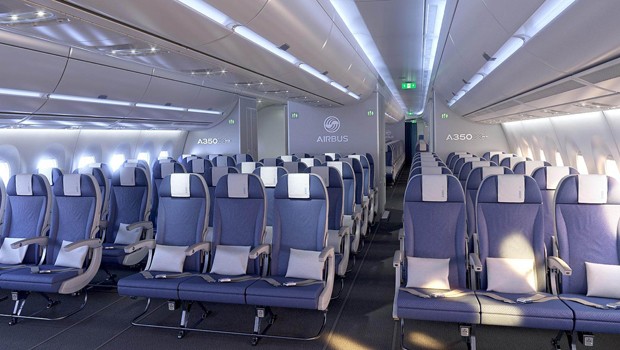 So sieht die Kabine des A350 ohne Passagiere aus – das finale Layout wird aber den Airlines selbst überlassen.