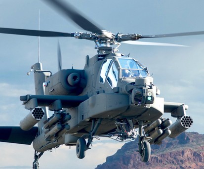Boeing AH-64 Apache: Absolvierte seinen Erstflug im September 1975.