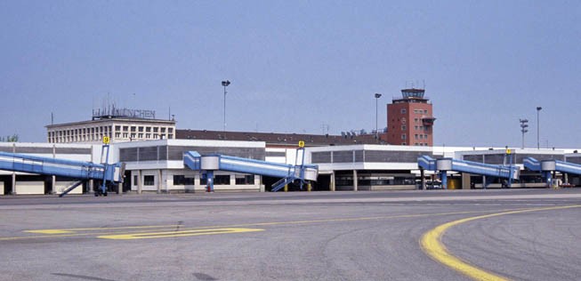 Abschied nach mehr als 50 Jahren: Der Betrieb am Flughafen München-Riem wurde mit dem Umzug ins Erdinger Moos stillgelegt.