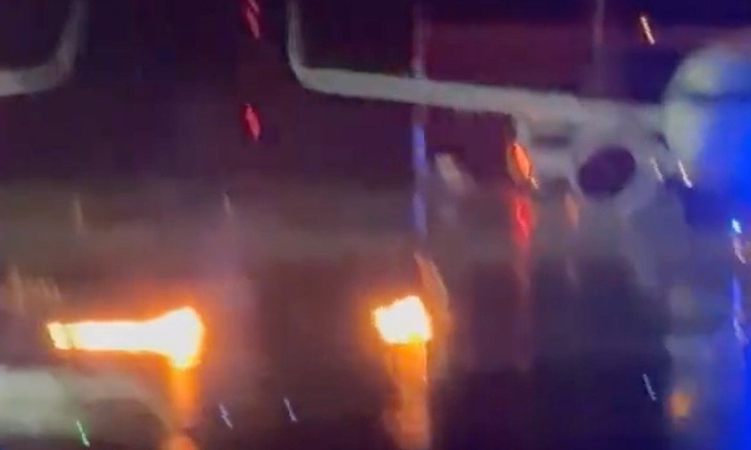 Flughafen Hamburg: Der Mann warf brennende Flaschen aus dem Auto.