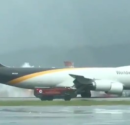 Boeing 747-8 von UPS: Die Feuerwehr löschte das Feuer