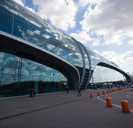 Auf Platz 10 landet Moskaus Domodedovo Airport. Von hier aus geht es zu 239 Zielen.
