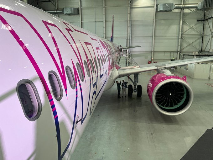 Blick auf das Flugzeug kurz vor dem Einstieg.